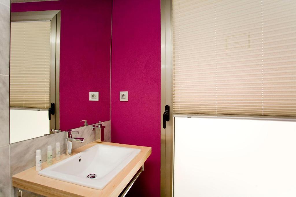 Hotel La Sequia Molinar Campdevanol Bagian luar foto